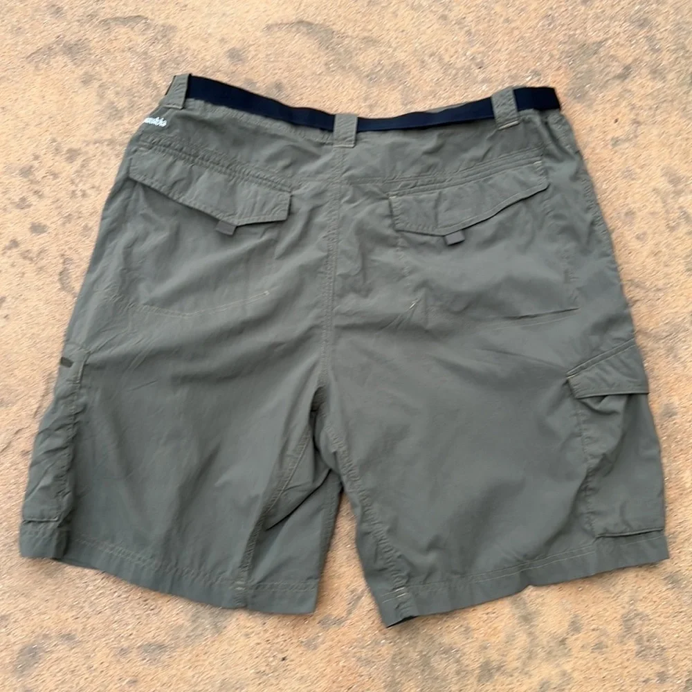 Columbia Green Silver Ridge Cargo Short with Belt Men's Size 42